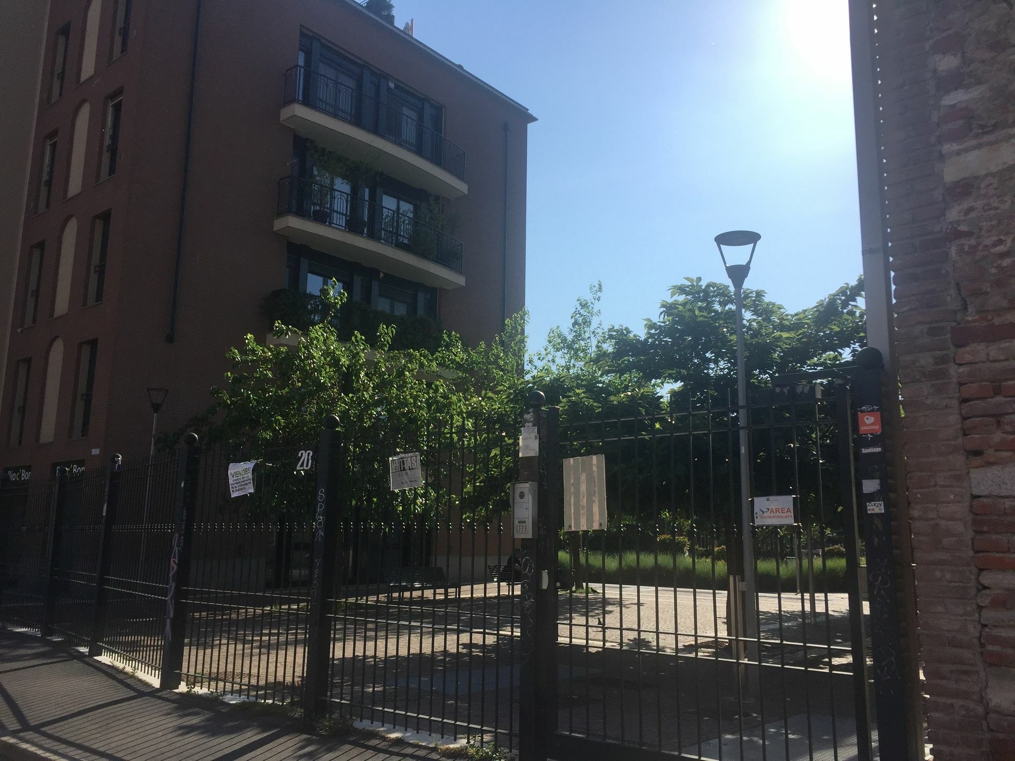 HomeatHotel - Naviglio Pavese Milano Esterno foto